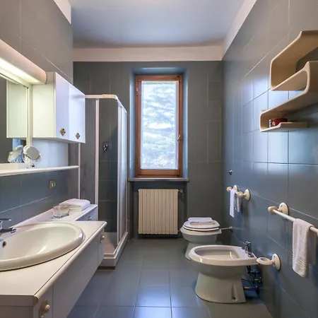 Paola 10 By Marche Willa